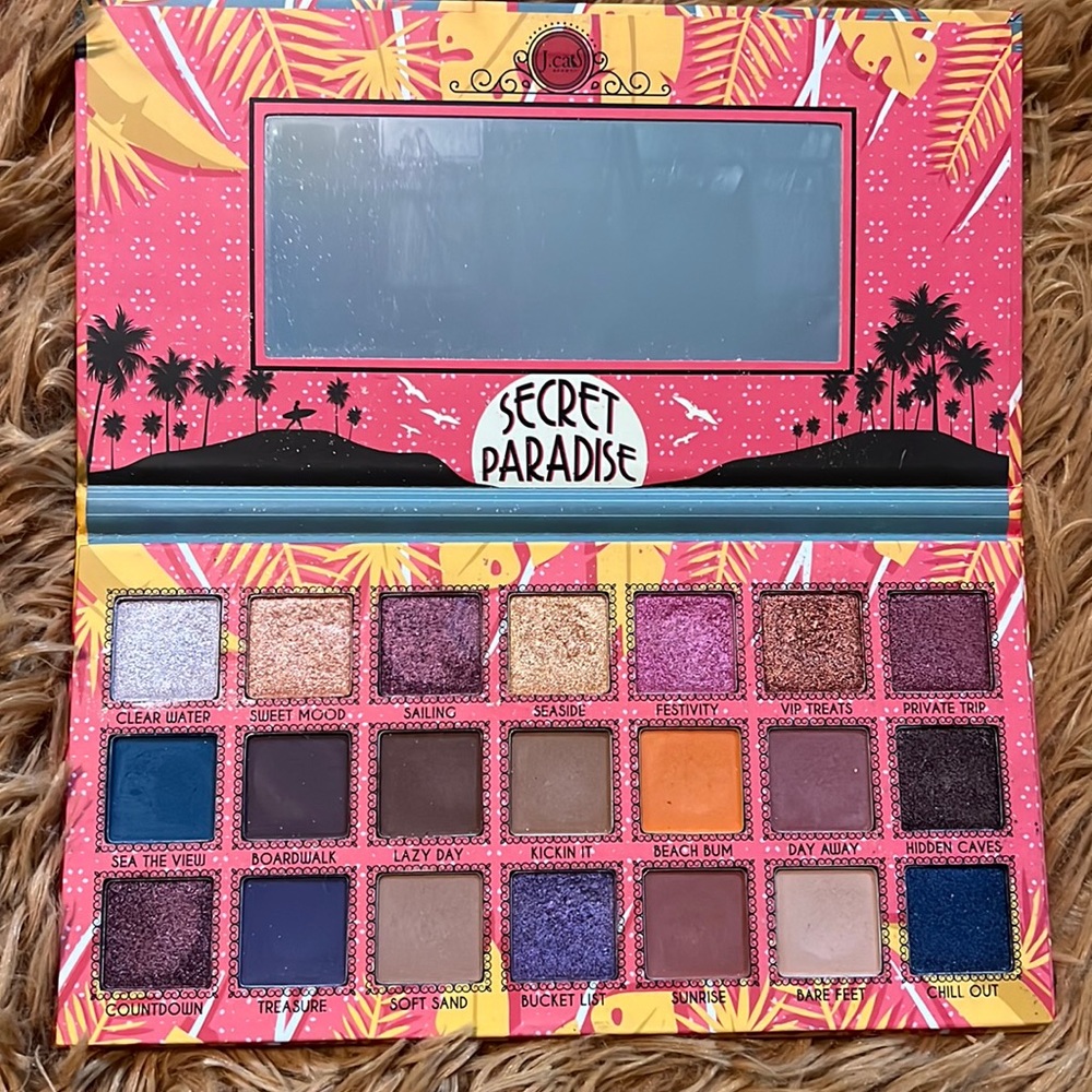 J.Cat secret paradise palette